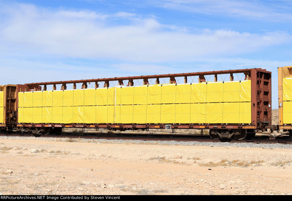 Union Pacific centerbeam flat UP #273754